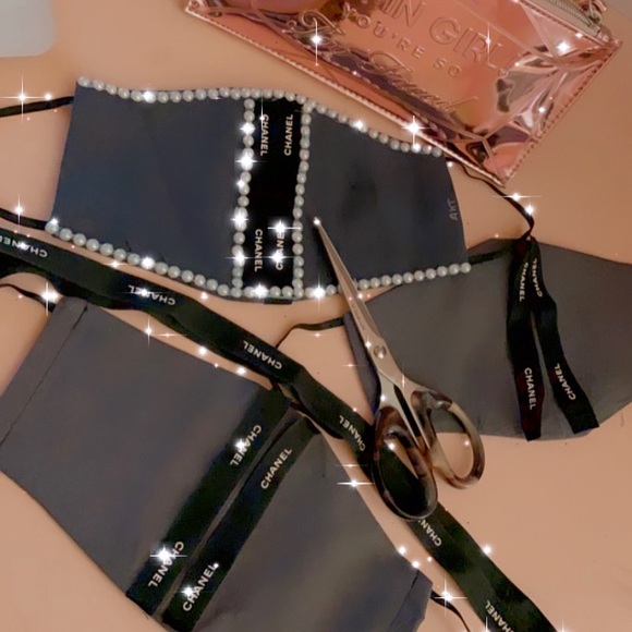 BOUJEE Face Mask ✨ - Picture 5 of 5